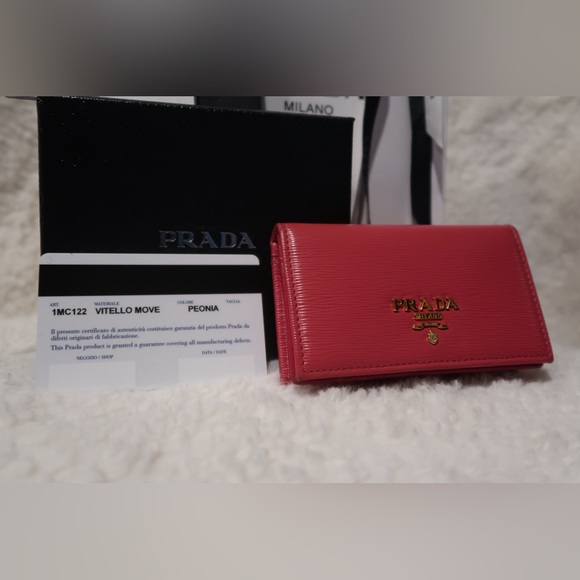 Authentic Prada - Vitello Leather Small Wallet - Picture 3 of 17